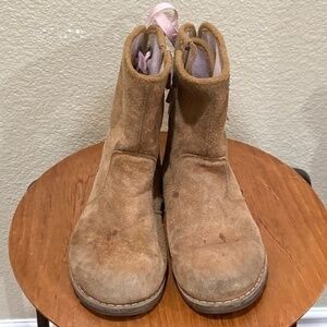 UGG :: BOOTS